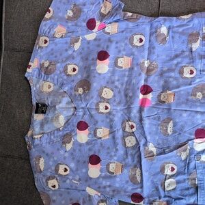 Zoe + Chloe Scrub Top Hedgehog Print